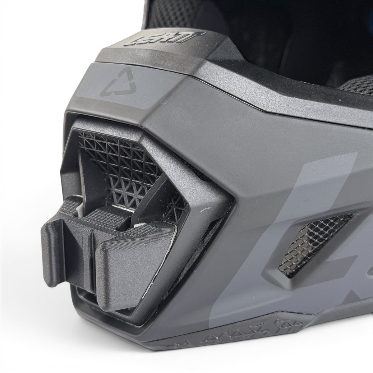Soporte mentonera GoPro e Insta360 para casco Leatt 8.5 - vista 2