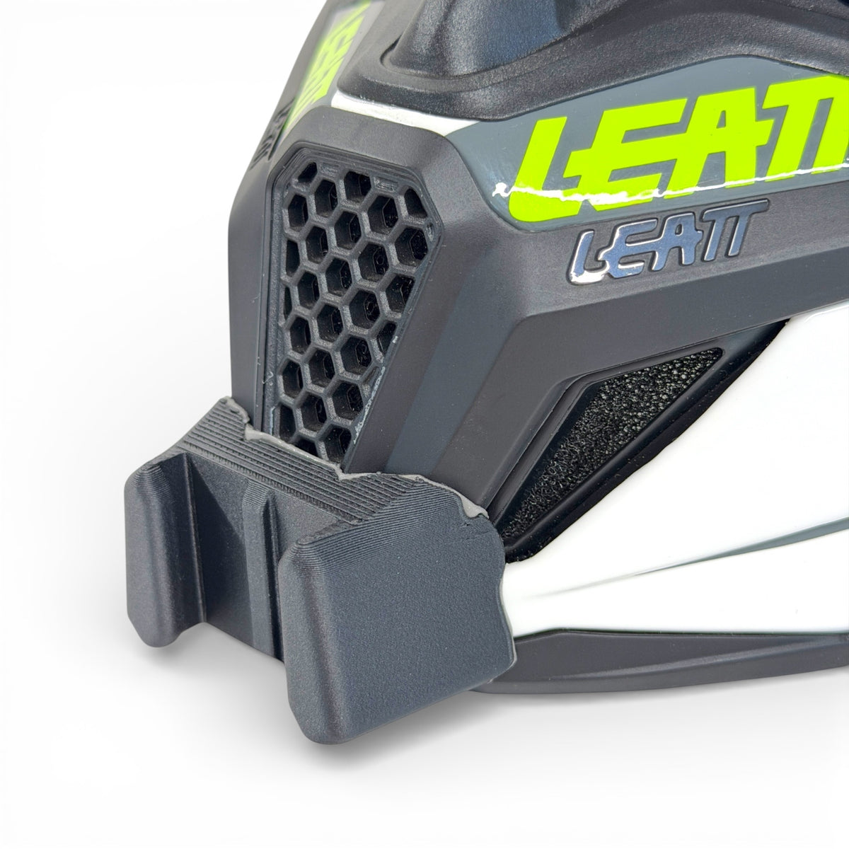 Soporte mentonera GoPro e Insta360 para casco Leatt GPX 5.5 - vista 2