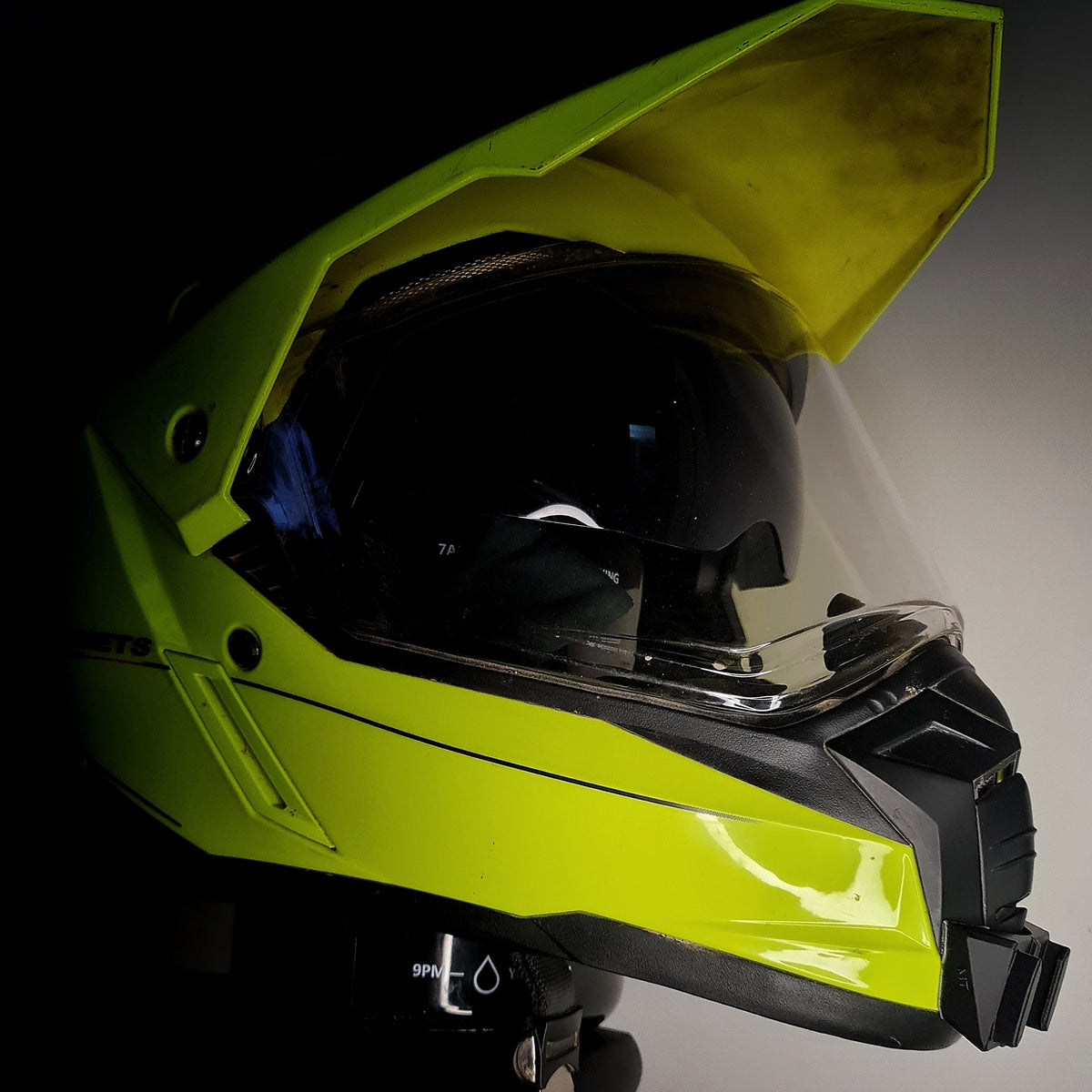 Soporte mentonera GoPro e Insta360 para casco MT Synchrony DS SV