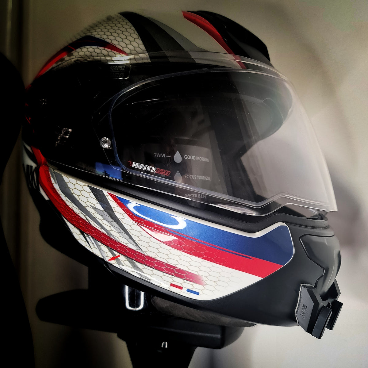 Soporte mentonera GoPro e Insta360 para casco BMW System 7