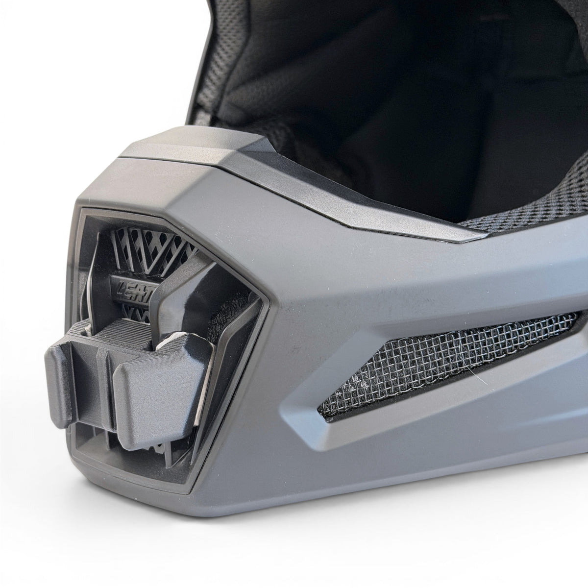 Soporte mentonera GoPro e Insta360 para casco Leatt 2.5 - vista 2