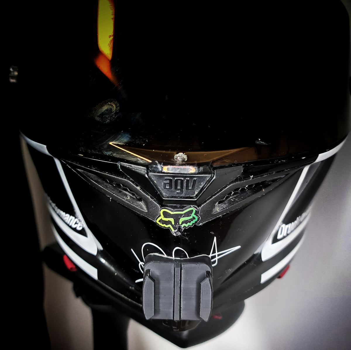Soporte mentonera GoPro e Insta360 para casco AGV Corsa R - vista 3